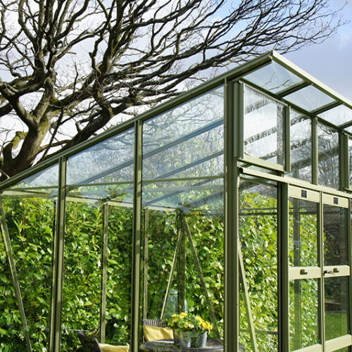 Unique Sun ray glass conservatory